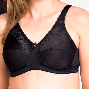 TRULIFE Elegant Black Lace Bra